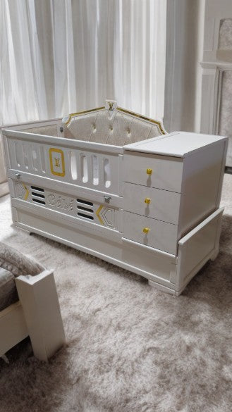 سرير أطفال عملي وآمن للأطفال من الرضاعة إلى 10 سنوات