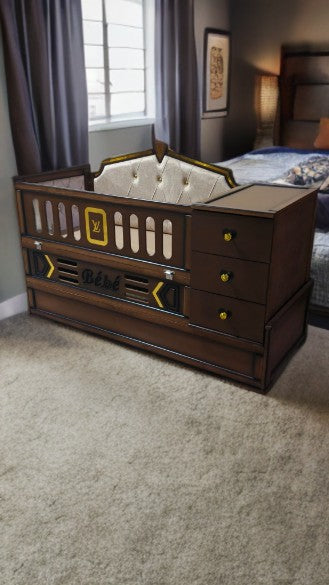 سرير عصري عملي وآمن للأطفال من الرضاعة إلى 10 سنوات