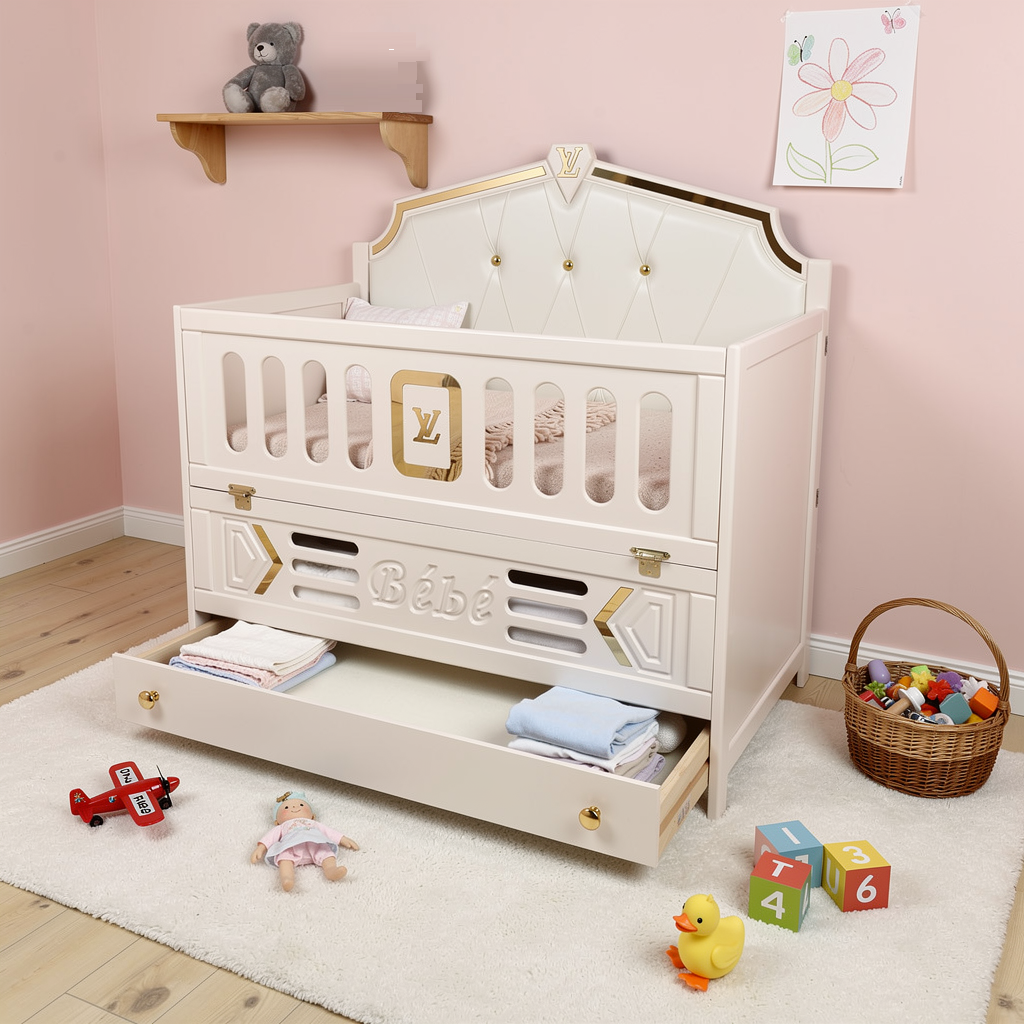 سرير أطفال مناسب للغرف الصغيرة